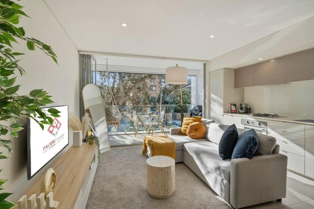 Stylish & Modern Pad - Balcony Ac Bbq Lift Apartment